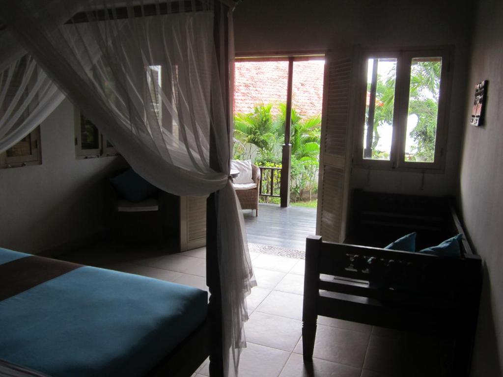 Kembali Beach Bungalows 아메드 객실 사진